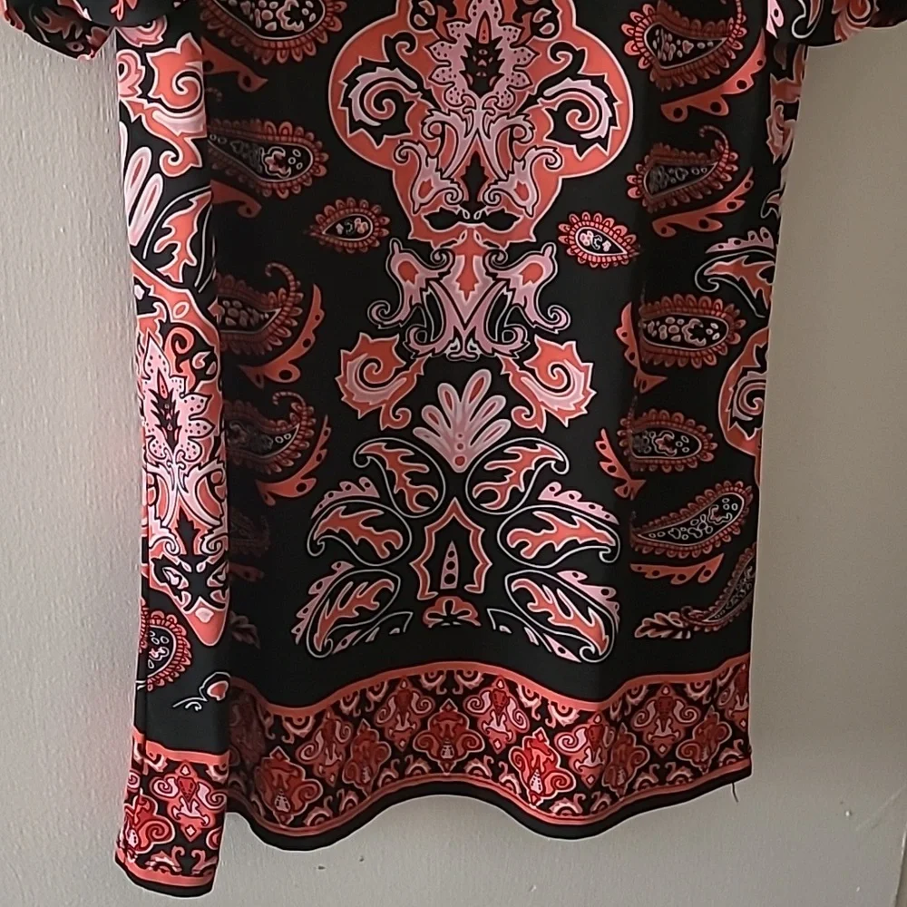 Top - Picture 2 of 3